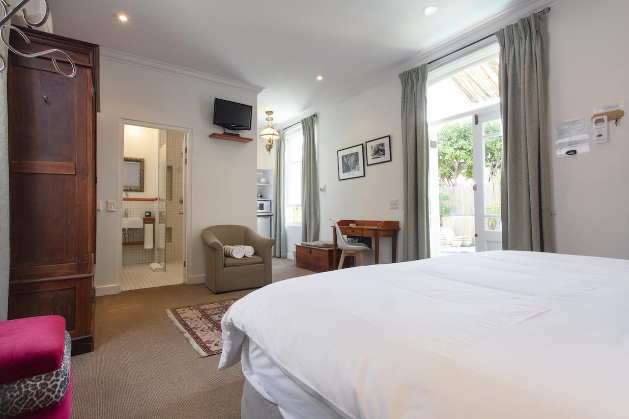 22 Die Laan Guest House Стелленбос Экстерьер фото