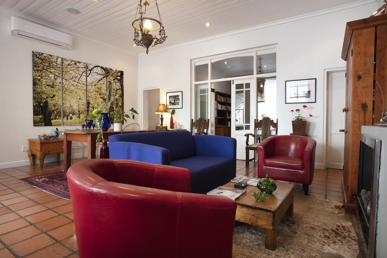 22 Die Laan Guest House Стелленбос Экстерьер фото