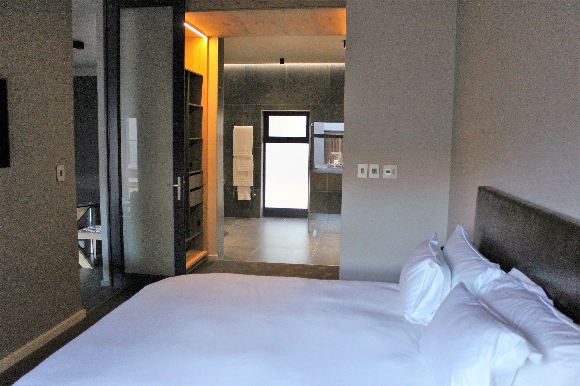 22 Die Laan Guest House Стелленбос Экстерьер фото