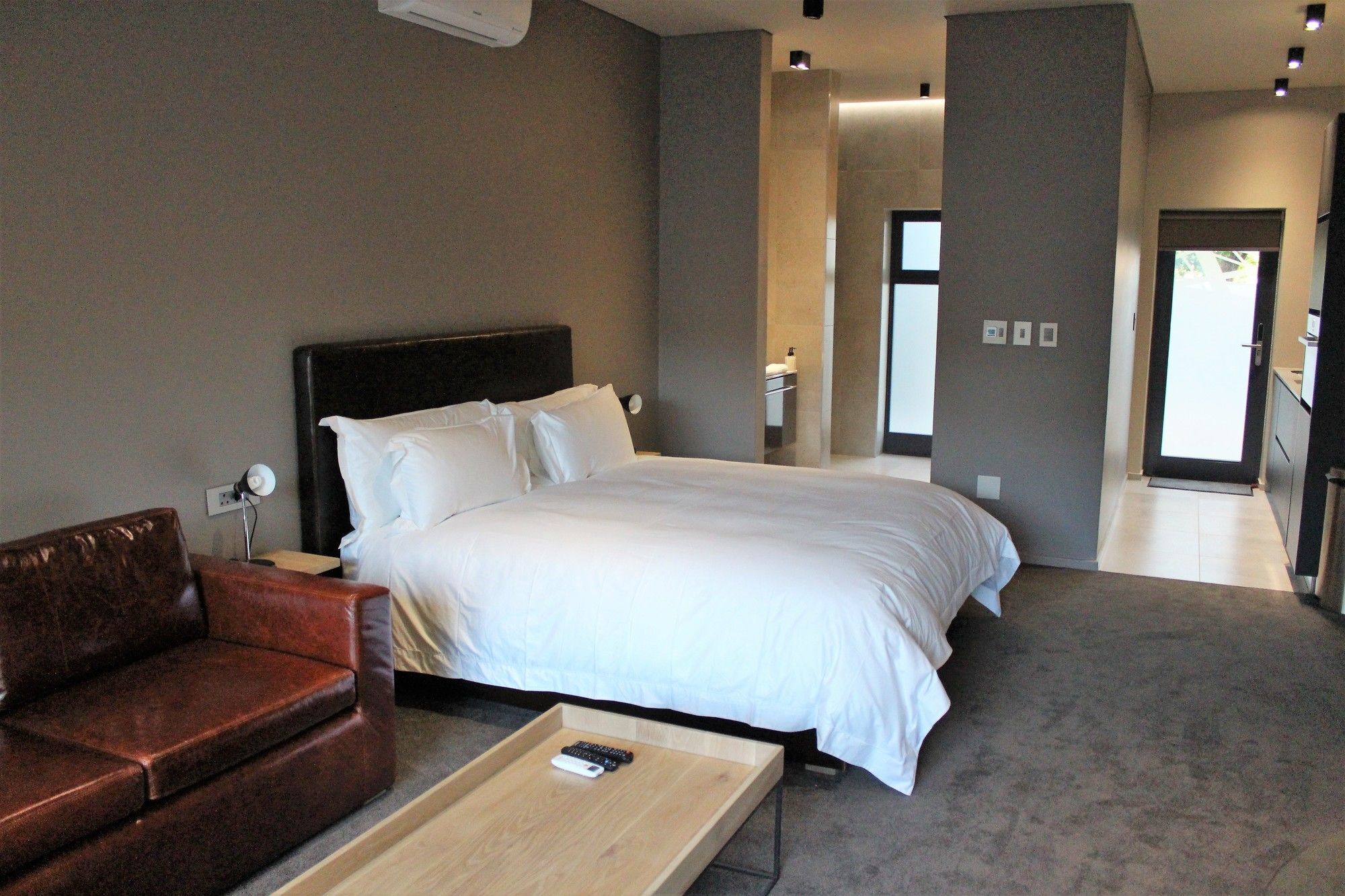 22 Die Laan Guest House Стелленбос Экстерьер фото